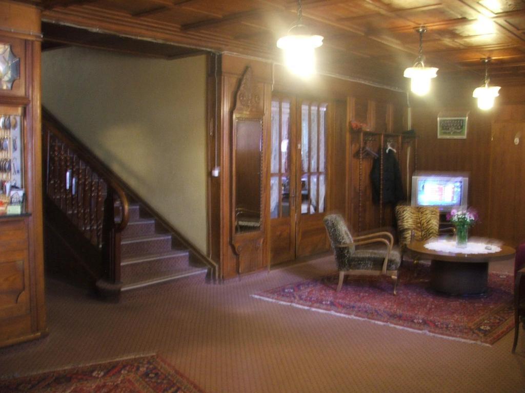 אנדרמט Hotel Schweizerhof מראה חיצוני תמונה